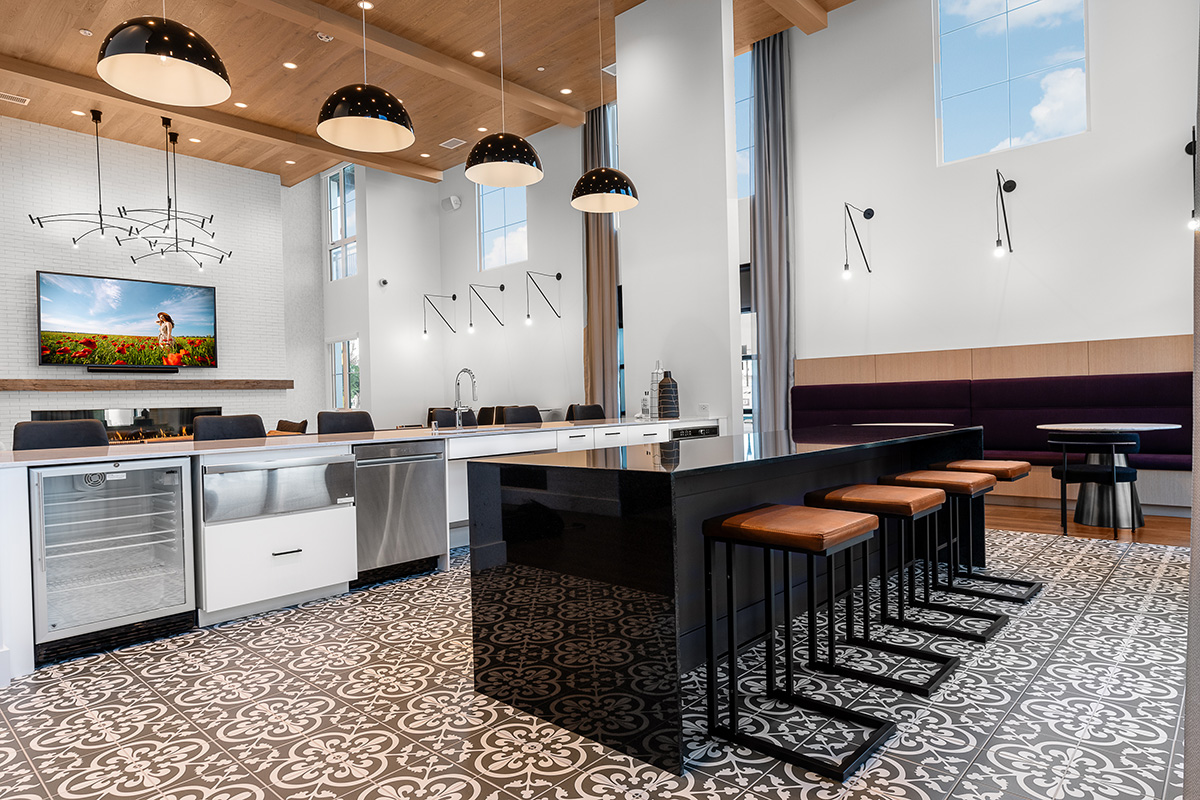 Community kitchen and dining area at Legacy apartments Livermore.